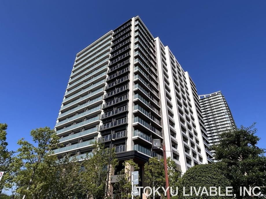 3LDK apartment in Tama, Tokyo - Photo 1