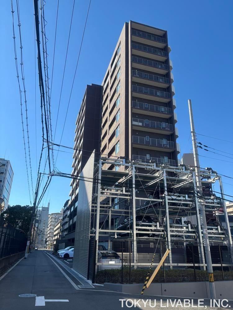 3LDK apartment in Tennoji Ward, Osaka - Photo 1