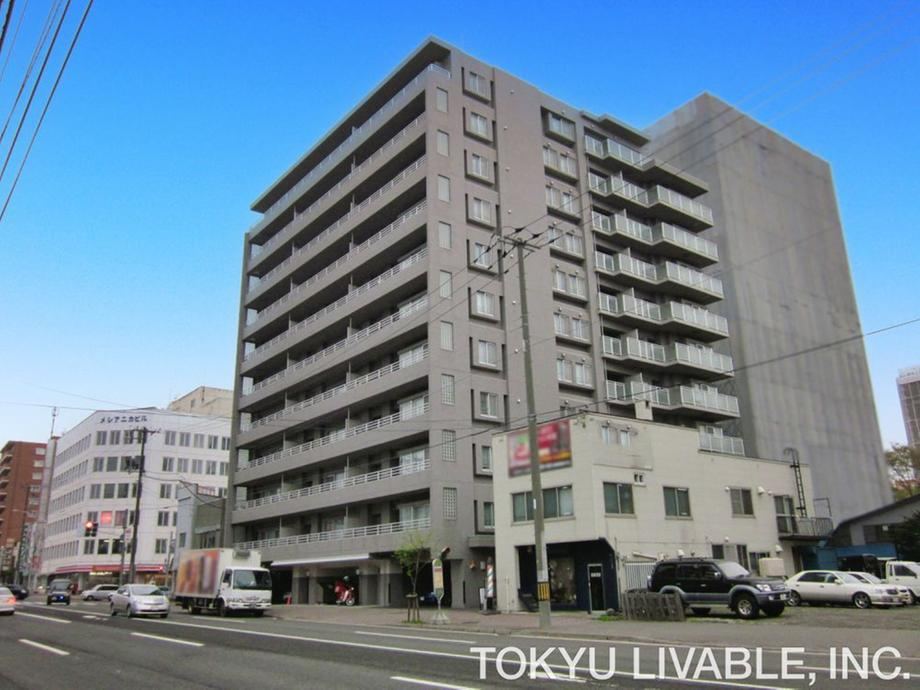 4LDK apartment in Nishi Ward, Sapporo, Hokkaido - Photo 1