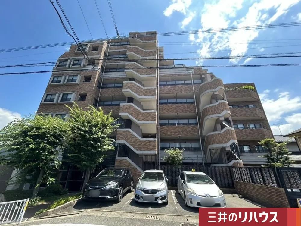 7LDK apartment in Jonan Ward, Fukuoka - Photo 1