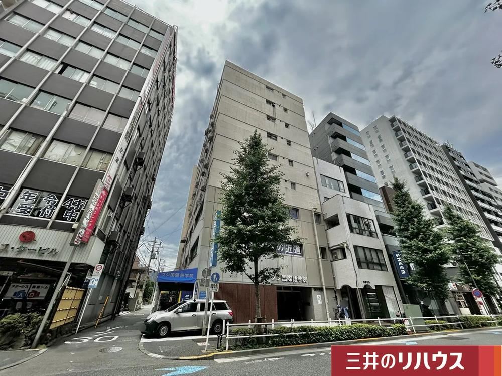 2DK apartment in Shinjuku Ward, Tokyo - Photo 1