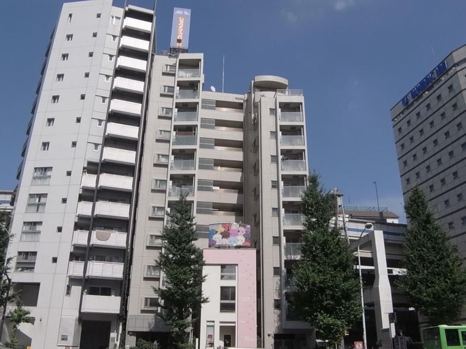1LDK apartment in Minato Ward, Tokyo - Photo 1