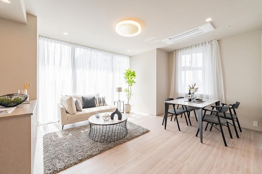 3LDK apartment in Minato Ward, Tokyo - Photo 1