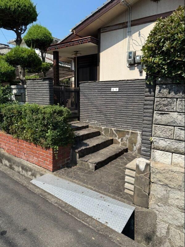 5LDK house in Onomichi, Hiroshima - Photo 1