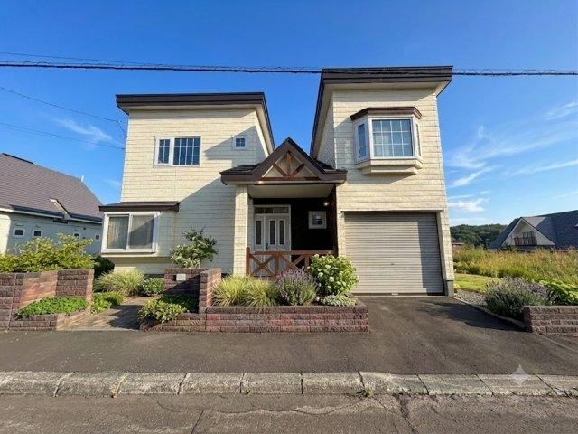 4LDK house in Kitahiroshima, Hokkaido - Photo 1