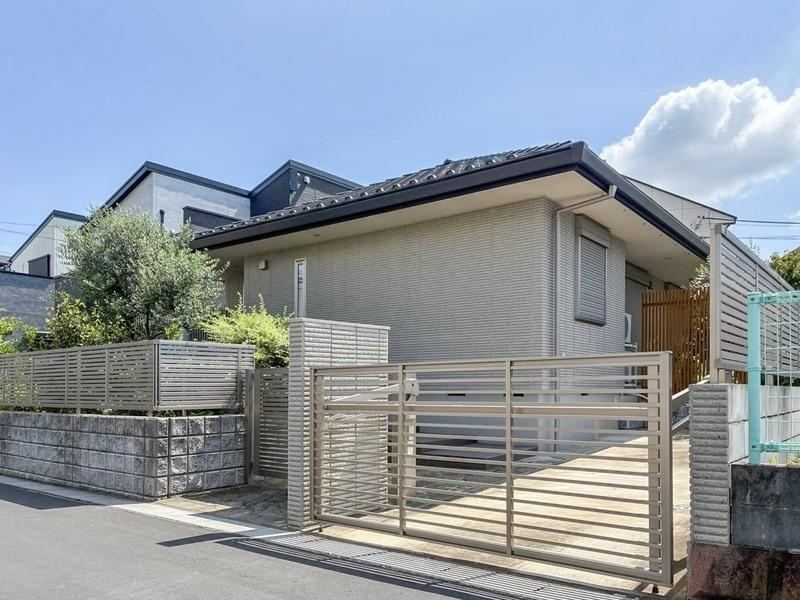 2LDK house in Matsudo, Chiba - Photo 1