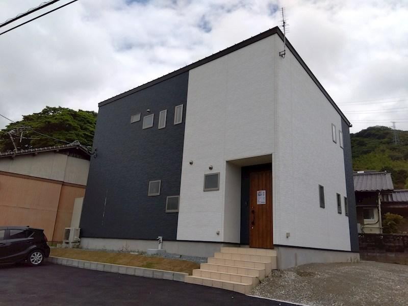 5LDK house in Kokuraminami Ward, Kitakyushu, Fukuoka - Photo 1