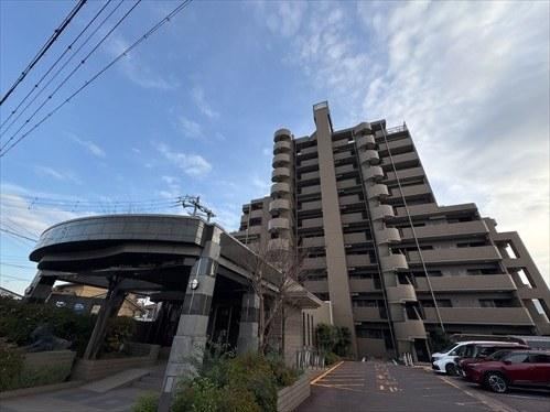 3LDK apartment in Kanie, Ama District, Aichi - Photo 1