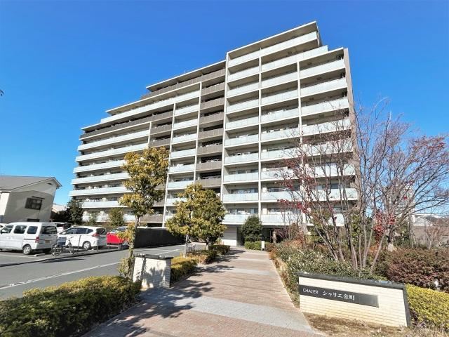 3LDK apartment in Katsushika Ward, Tokyo - Photo 1