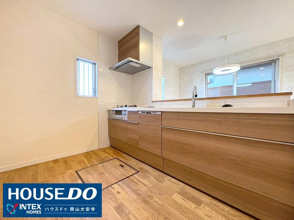 4LDK house in Kita Ward, Okayama - Photo 1