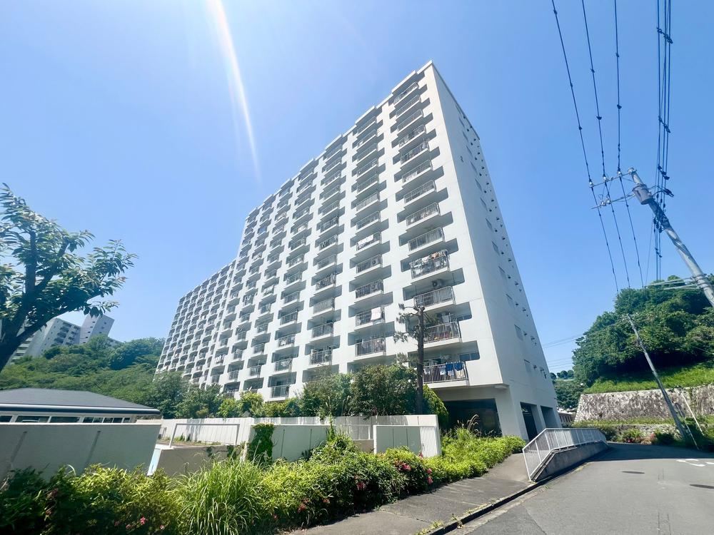 3LDK apartment in Zama, Kanagawa - Photo 1