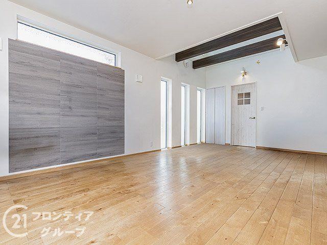 3LDK house in Tarumi Ward, Kobe, Hyogo - Photo 1