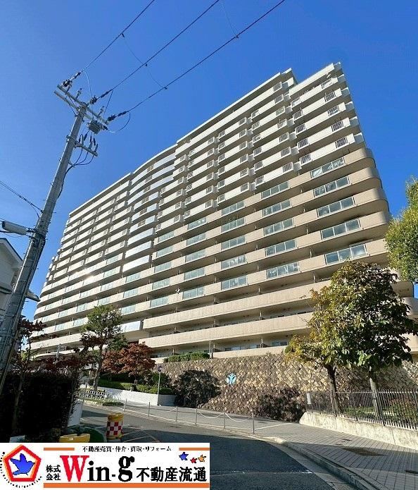 3LDK apartment in Akashi, Hyogo - Photo 1