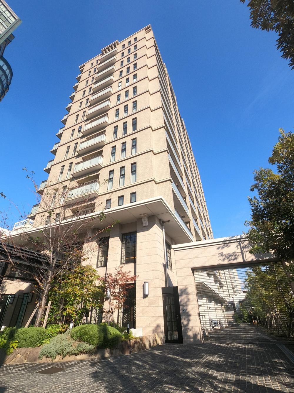 3LDK apartment in Tennoji Ward, Osaka - Photo 1
