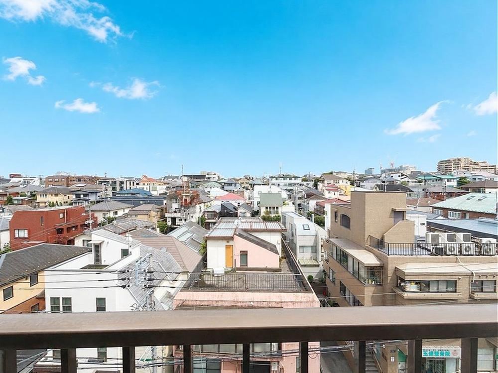1LDK apartment in Shibuya Ward, Tokyo - Photo 1
