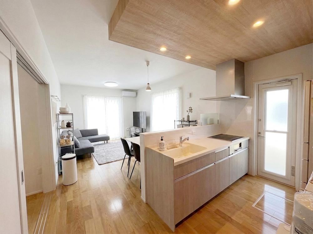 4LDK house in Kurume, Fukuoka - Photo 1