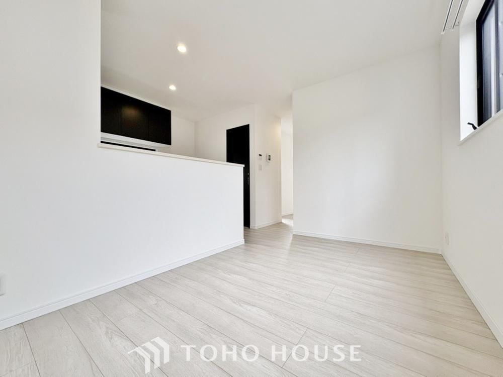 2LDK+S house in Matsudo, Chiba - Photo 1