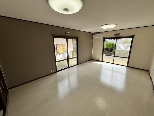 4LDK house in Ishioka, Ibaraki - Photo 1