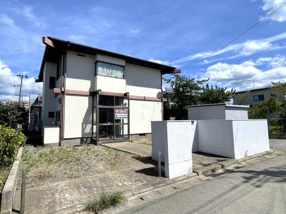 4LDK house in Akita, Akita - Photo 1