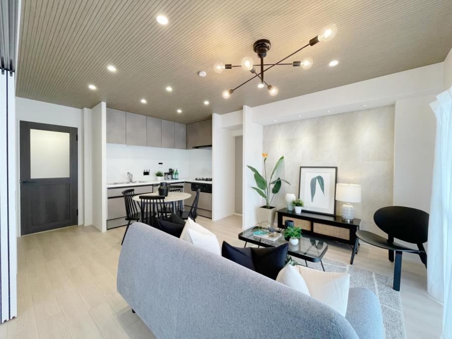 3LDK apartment in Kadoma, Osaka - Photo 1