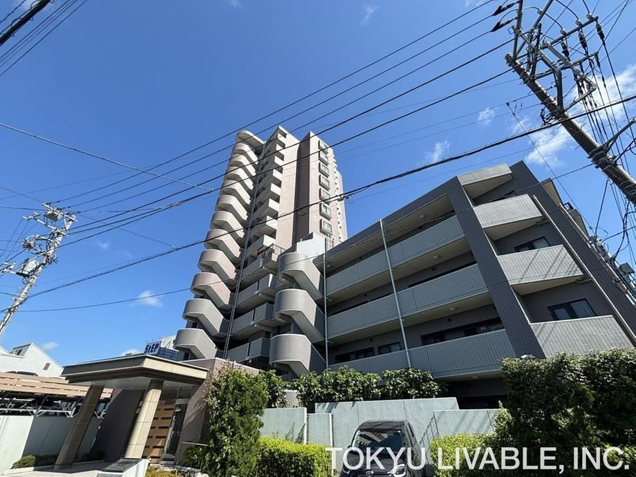 3LDK apartment in Yamato, Kanagawa - Photo 1