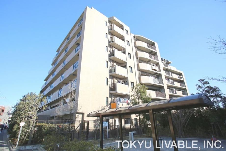 4LDK apartment in Funabashi, Chiba - Photo 1