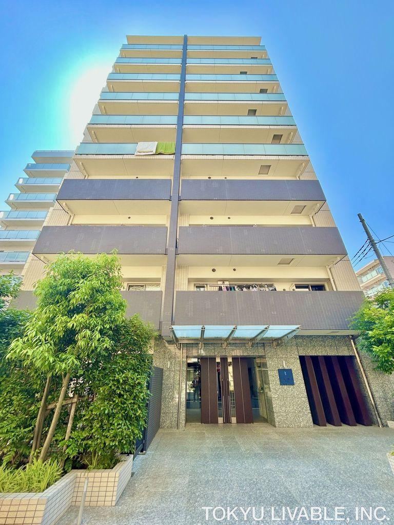 2LDK apartment in Koganei, Tokyo - Photo 1