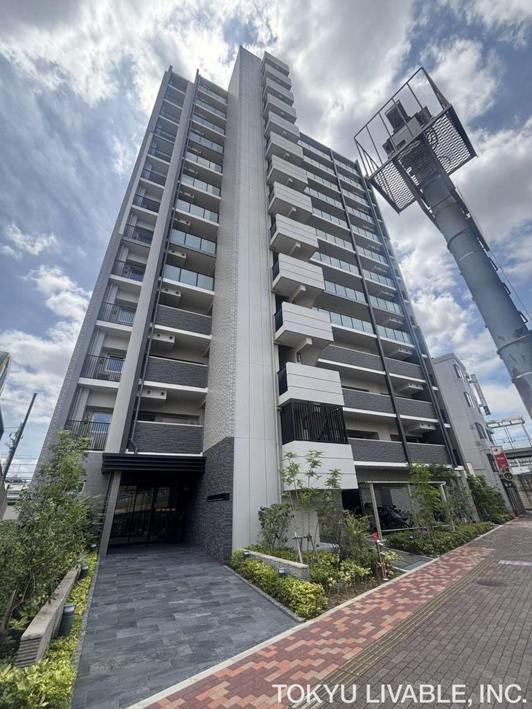 2LDK apartment in Daito, Osaka - Photo 1