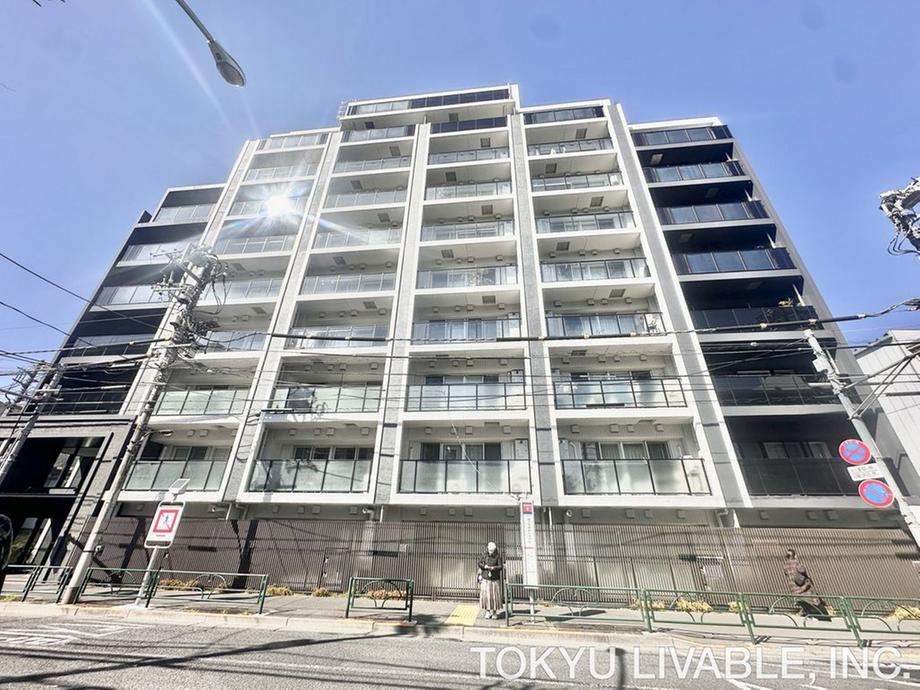2LDK apartment in Nakano Ward, Tokyo - Photo 1
