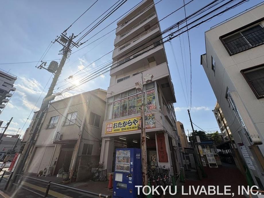 2DK apartment in Itabashi Ward, Tokyo - Photo 1