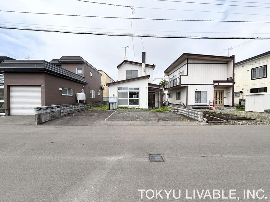 182 m² land in Kita Ward, Sapporo, Hokkaido - Photo 1