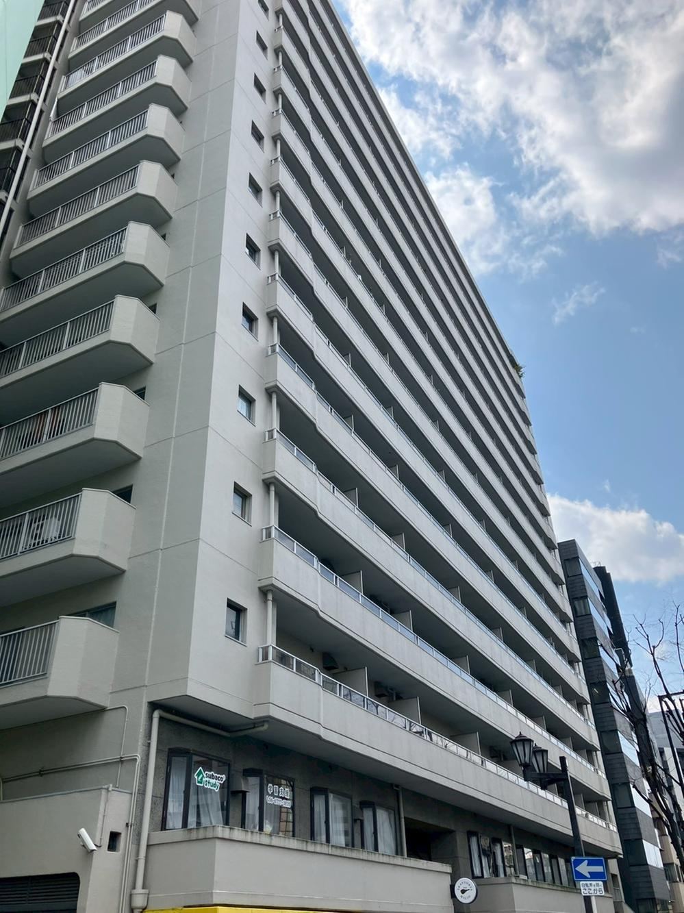 1LDK apartment in Tennoji Ward, Osaka - Photo 1