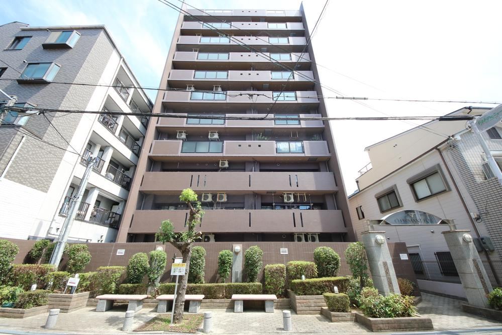 3LDK apartment in Higashisumiyoshi Ward, Osaka - Photo 1