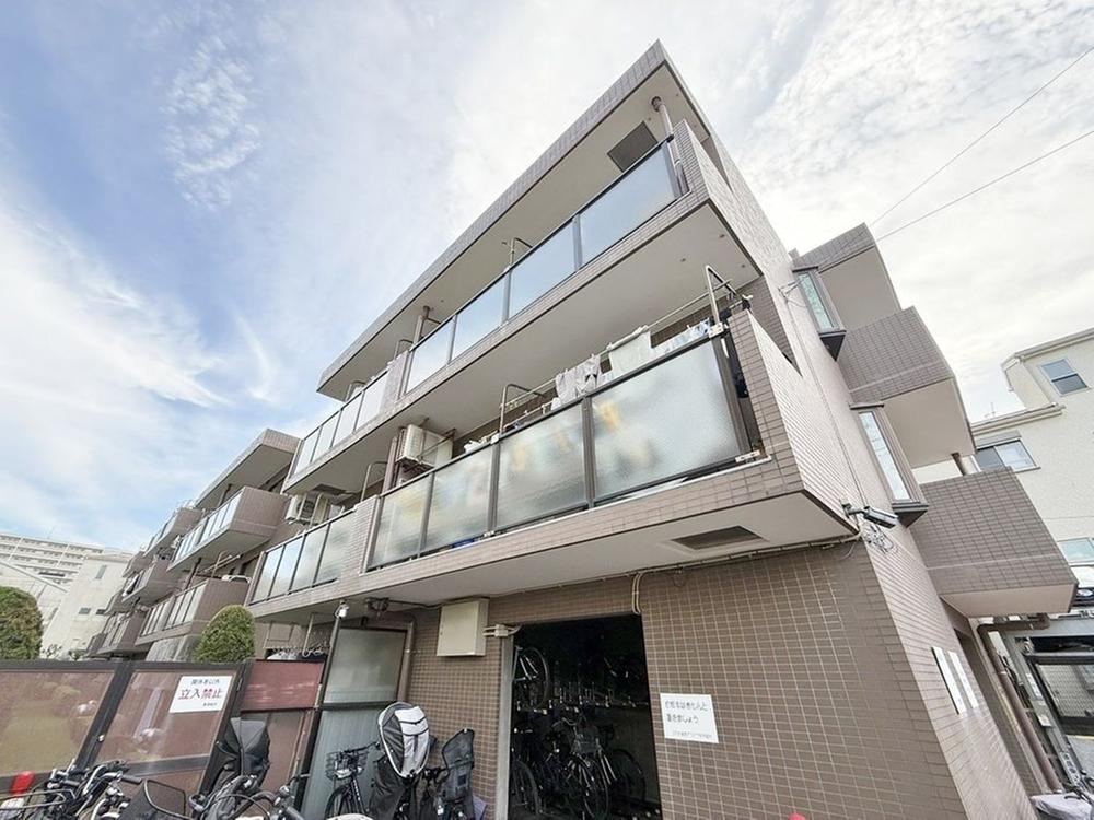 1LDK+2S apartment in Edogawa Ward, Tokyo - Photo 1