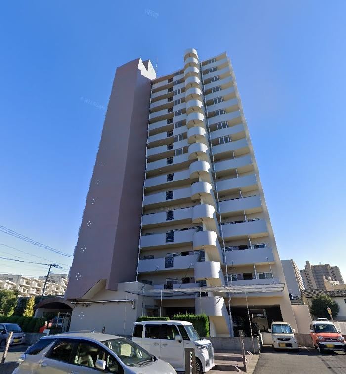 3LDK apartment in Kumagaya, Saitama - Photo 1