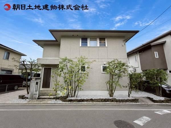 5LDK house in Hachioji, Tokyo - Photo 1