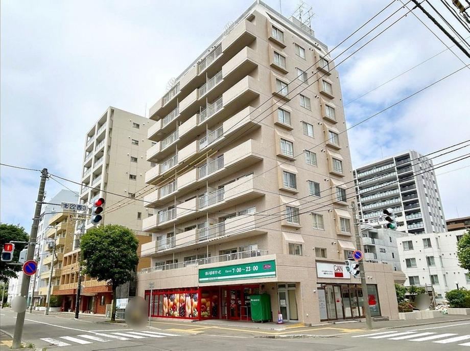 4LDK apartment in Kita Ward, Sapporo, Hokkaido - Photo 1