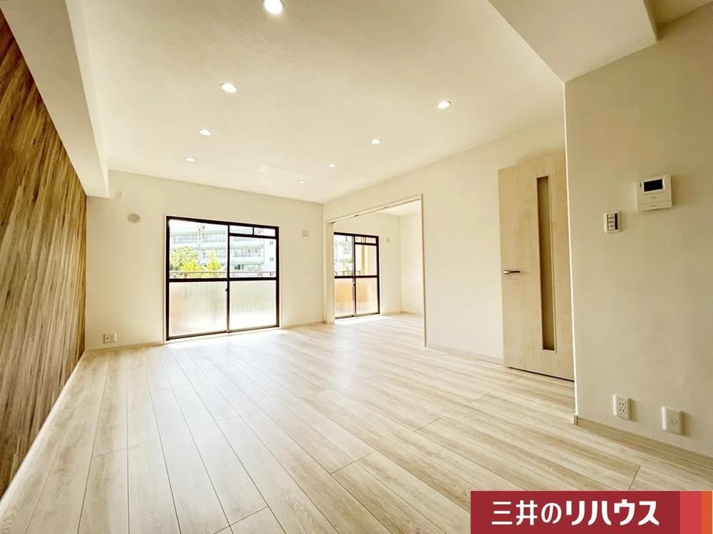 3LDK apartment in Ibaraki, Osaka - Photo 1