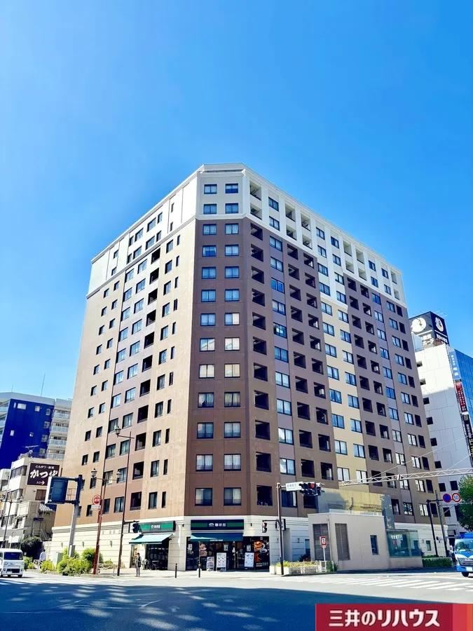 2LDK apartment in Naka Ward, Yokohama, Kanagawa - Photo 1