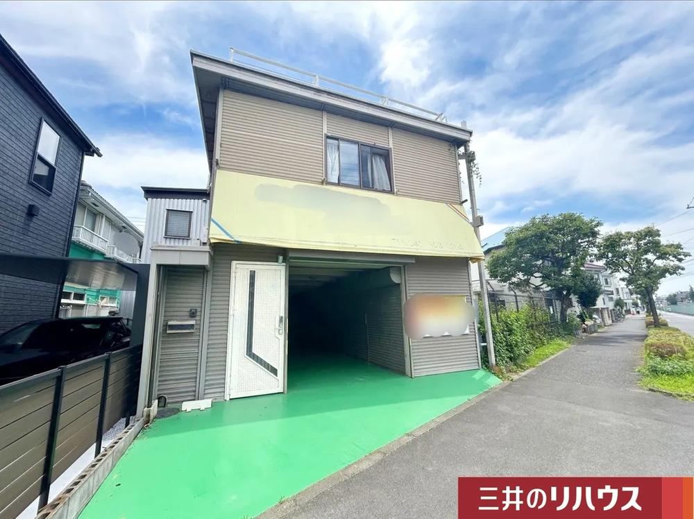 221 m² land in Fuchu, Tokyo - Photo 1