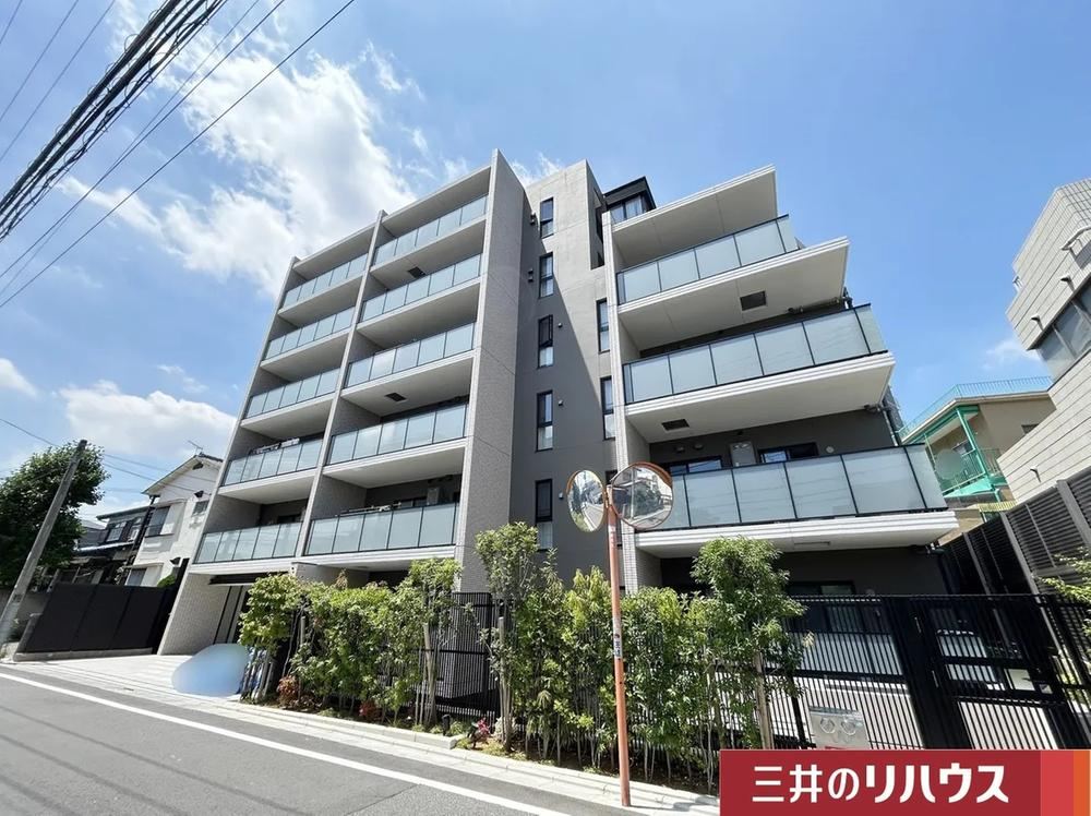 1LDK+S apartment in Nerima Ward, Tokyo - Photo 1