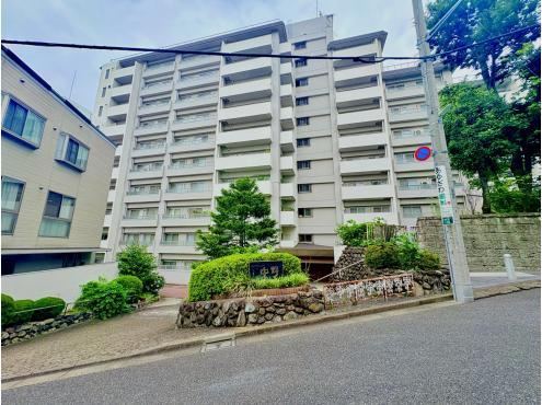 1LDK apartment in Nakano Ward, Tokyo - Photo 1
