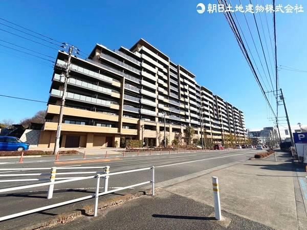 3LDK apartment in Machida, Tokyo - Photo 1