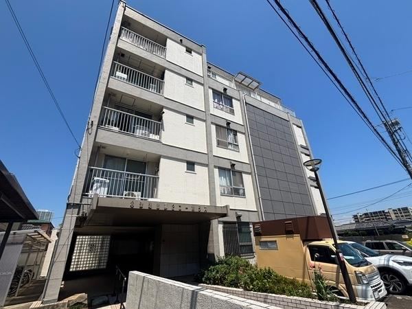 3DK apartment in Narashino, Chiba - Photo 1