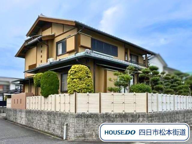 4LDK house in Yokkaichi, Mie - Photo 1