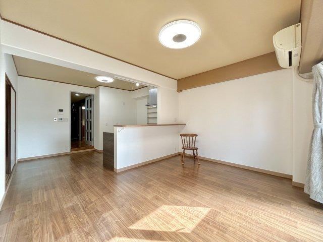 3LDK apartment in Matsuyama, Ehime - Photo 1