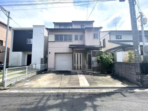 5LDK+S house in Kashihara, Nara - Photo 1