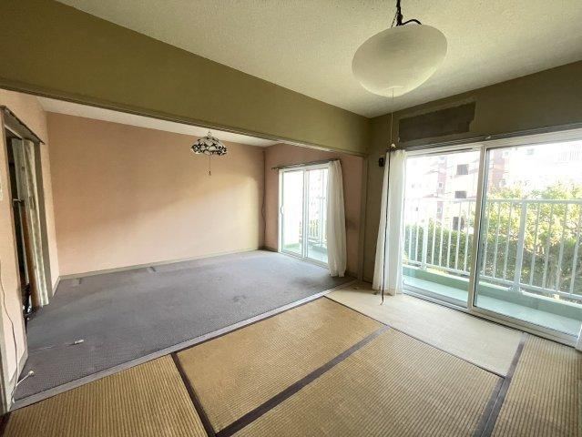 3DK apartment in Asahi Ward, Yokohama, Kanagawa - Photo 1