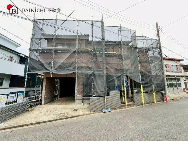 6LDK house in Tsurugashima, Saitama - Photo 1