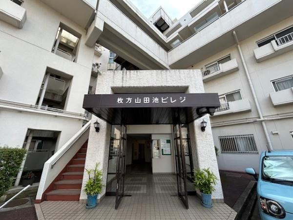 3LDK apartment in Hirakata, Osaka - Photo 1